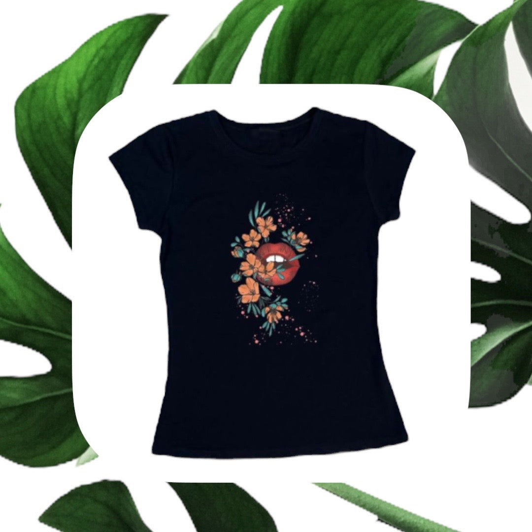 Camiseta Lips & Flowers